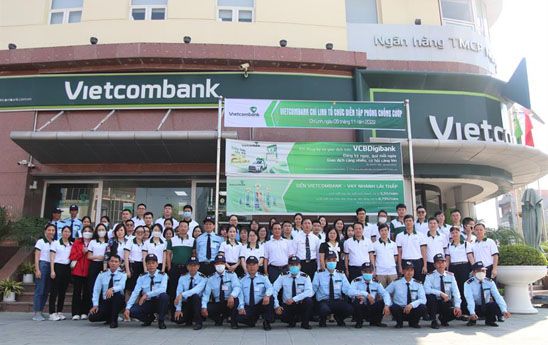 Vietcombank Chí Linh tổ chức huấn luyện nghiệp vụ và diễn tập phương án phòng chống trộm cướp