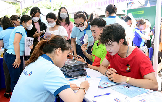 VietinBank đồng hành cùng “Ngày hội thực tập và việc làm HUB” lần thứ 15