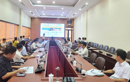 Vietnam Post Quảng Ninh tập huấn kỹ năng ứng dụng TMĐT phát triển sản xuất kinh doanh