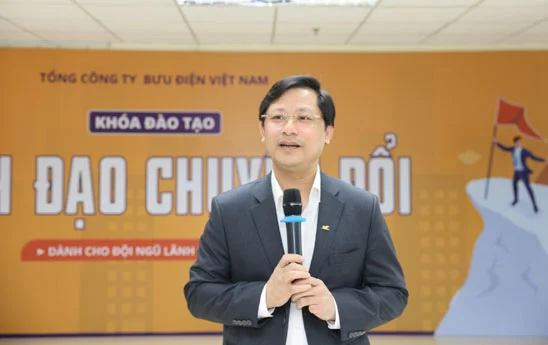 Vietnam Post bế giảng chương trình đào tạo “Lãnh đạo chuyển đổi”