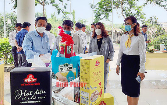 Bình Phước đẩy mạnh chuyển đổi số trong sản xuất và tiêu thụ nông sản