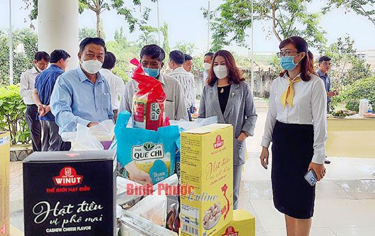 Bình Phước đẩy mạnh chuyển đổi số trong sản xuất và tiêu thụ nông sản