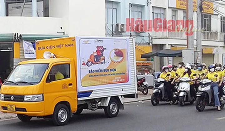 Bưu điện tỉnh Hậu Giang ra quân tuyên truyền chính sách bảo hiểm y tế, bảo hiểm xã hội tự nguyện