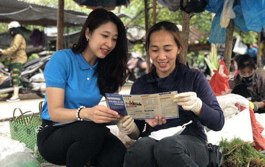 Hơn 40 nghìn người tham gia BHXH tự nguyện, BHYT hộ gia đình thông qua mạng lưới bưu điện