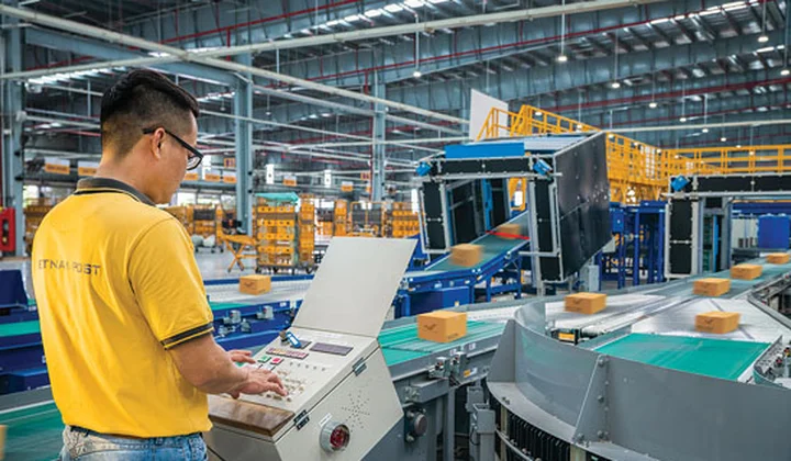 Những yếu tố quyết định sự thành bại trong cạnh tranh giữa các doanh nghiệp chuyển phát