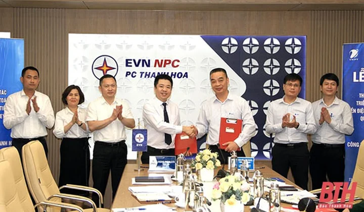 VNPT ký kết với Điện lực Thanh Hóa dùng dịch vụ VNPT Money