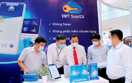 VNPT tiên phong cung cấp dịch vụ ký số từ xa VNPT SmartCA