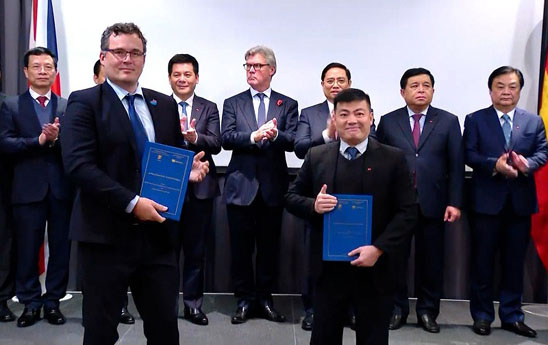 VNPT và Babylon hợp tác hỗ trợ chăm sóc sức khoẻ cộng đồng