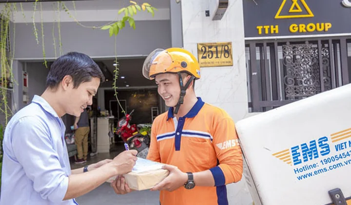 Vietnam Post điều chỉnh giá cước một số dịch vụ chuyển phát