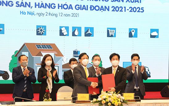 Vietnam Post và Hội Nông dân Việt Nam hợp tác hỗ trợ nông dân chuyển đổi số giai đoạn 2021-2025