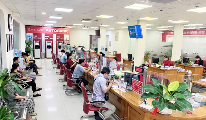 Agribank giảm tiếp 0,5% lãi suất cho vay