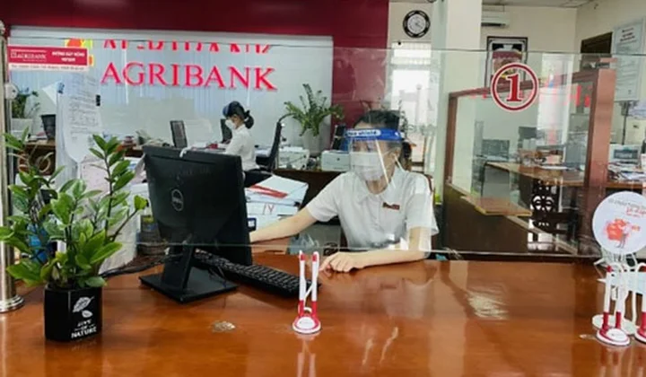 Agribank Kon Tum hỗ trợ giảm lãi suất cho gần 29 ngàn khách hàng