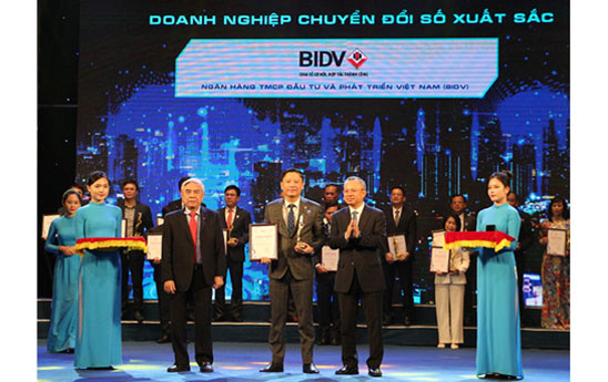 BIDV - Ngân hàng chuyển đổi số xuất sắc 2021
