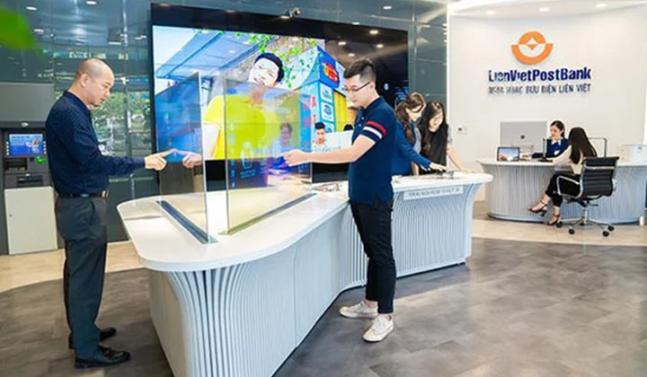 LienVietPostBank tăng trải nghiệm dịch vụ tại Phòng giao dịch thông minh