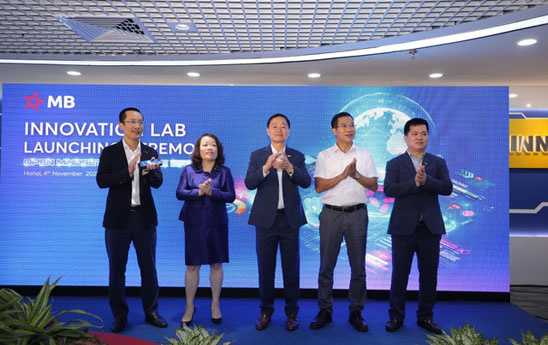 MB ra mắt không gian sáng tạo Innovation Lab