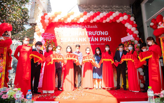 SeABank Tân Phú khai trương trụ sở mới