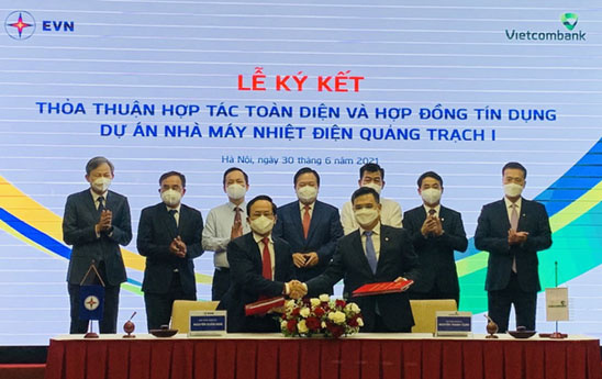 Vietcombank cấp tín dụng hơn 27.000 tỷ đồng cho EVN làm dự án Nhiệt điện Quảng Trạch 1