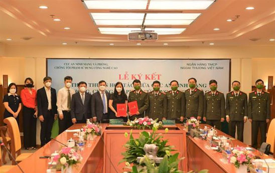 Vietcombank ký kết thỏa thuận hợp tác với Cục An ninh mạng và Phòng, chống tội phạm sử dụng công nghệ cao