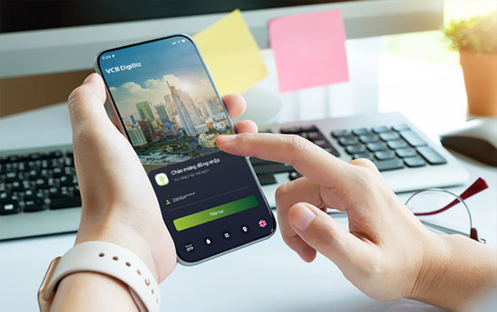 Vietcombank ra mắt Dịch vụ Ngân hàng số thế hệ mới VCB DigiBiz