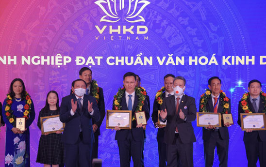 VietinBank đạt chuẩn văn hóa kinh doanh Việt Nam năm 2021