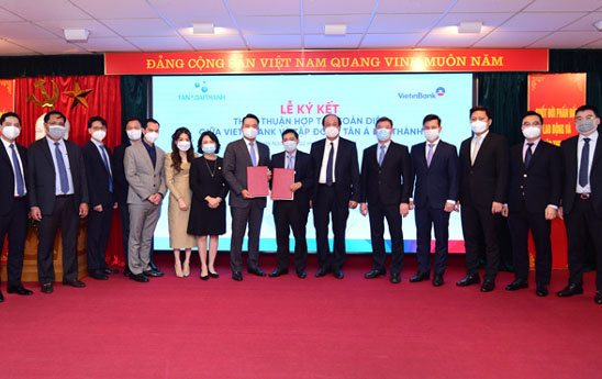 VietinBank ký kết Thỏa thuận hợp tác toàn diện với Tập đoàn Tân Á Đại Thành