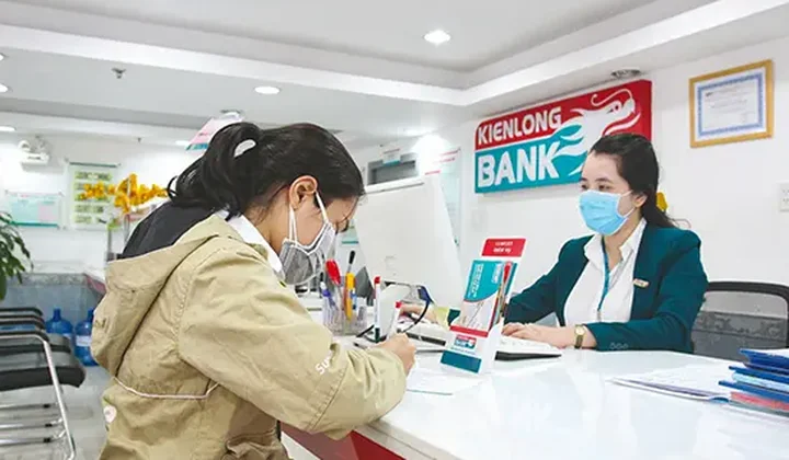 Lãi suất tiết kiệm hạ nhiệt