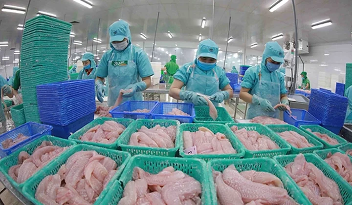 Ngân hàng cũng ‘đỏ mắt’ tìm khách vay