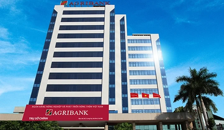 Những kỷ lục khó vượt qua của Agribank sau 35 năm