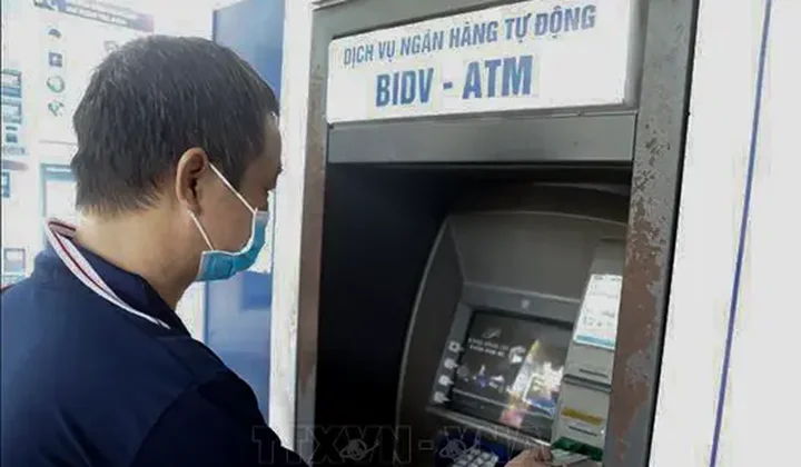 Những lưu ý khi chuyển tiền, rút tiền trong dịp Tết