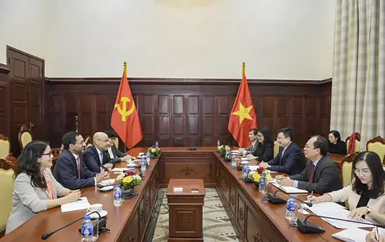 Phó Thống đốc Phạm Thanh Hà tiếp Tổng giám đốc điều hành Citibank khu vực Nam Á và ASEAN