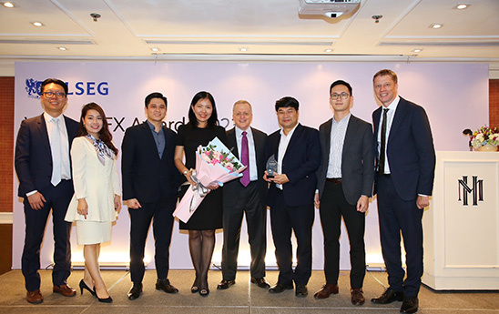 Vietcombank nhận danh hiệu Best FXall Taker của Refinitiv