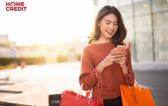 Chủ thẻ Home Credit nhận ưu đãi đặc biệt khi mua sắm online trên Shopee