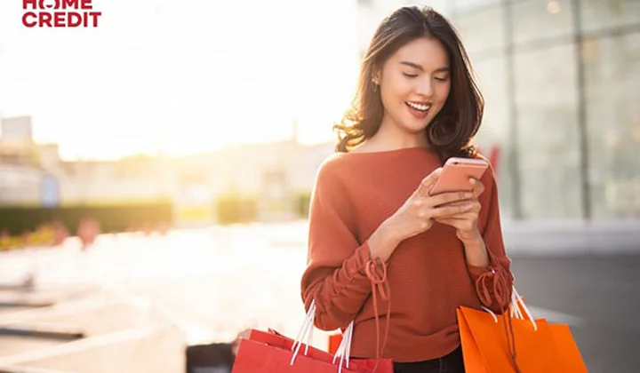 Chủ thẻ Home Credit nhận ưu đãi đặc biệt khi mua sắm online trên Shopee