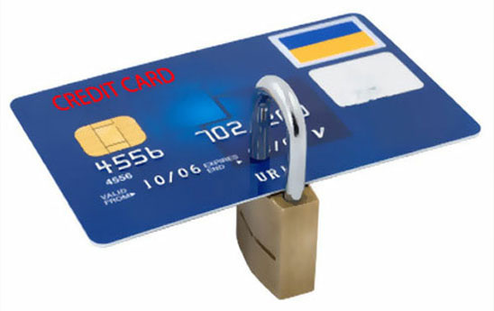 Chủ động khóa thẻ tín dụng khi phát hiện kẻ gian lợi dụng