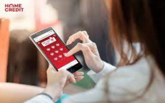 Home Credit đẩy mạnh thanh toán trực tuyến