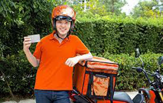 VietCredit triển khai mở thẻ cho tài xế công nghệ