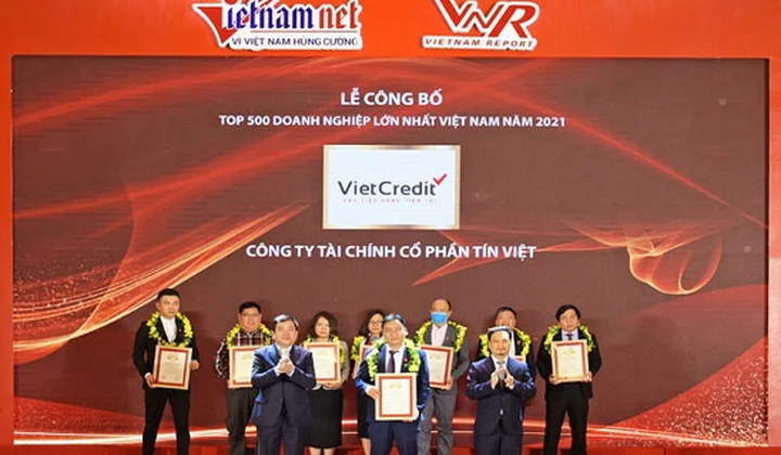 VietCredit vinh dự đạt Top 500 Doanh nghiệp lớn nhất Việt Nam 2021