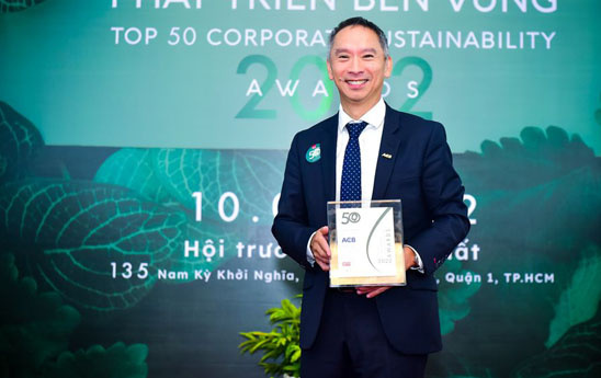 ACB nhận giải thưởng “Top 50 Doanh nghiệp phát triển bền vững tiêu biểu 2022”