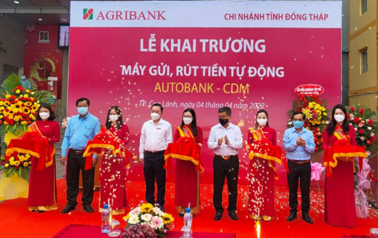 Agribank Đồng Tháp khai trương 02 máy Autobank CDM