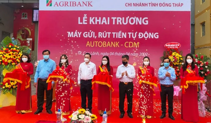 Agribank Đồng Tháp khai trương 02 máy Autobank CDM