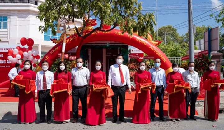 Agribank Long An chính thức đưa Autobank (CDM) thứ 5 vào hoạt động