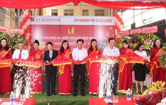Agribank Thị xã Gò Công khai trương và đưa vào hoạt động ATM CDM
