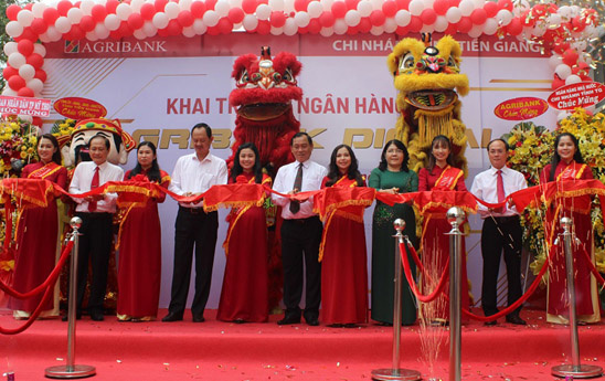 Agribank Tiền Giang đưa vào hoạt động ngân hàng số đầu tiên tại Tiền Giang