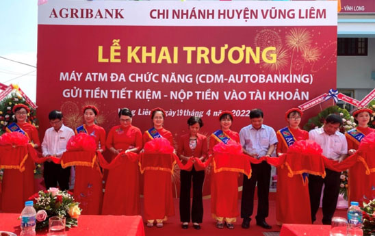 Agribank Vĩnh Long khai trương CDM tại huyện Vũng Liêm
