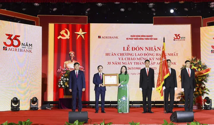 Agribank đón nhận Huân chương Lao động hạng Nhất và kỷ niệm 35 năm ngày thành lập