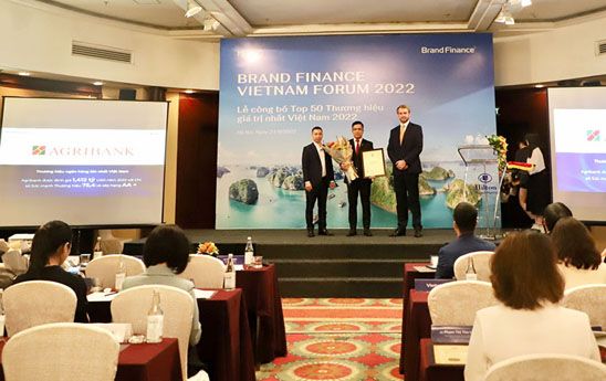 Agribank lọt top 10 thương hiệu giá trị nhất Việt Nam