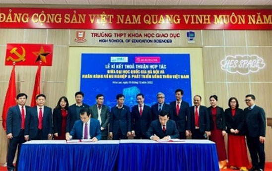 Agribank và Đại học Quốc gia Hà Nội ký kết thỏa thuận hợp tác toàn diện