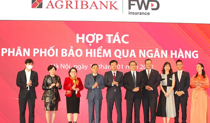 Agribank và FWD Việt Nam triển khai hợp tác về phân phối bảo hiểm qua ngân hàng