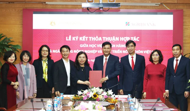Agribank và Học viện Ngân hàng ký kết thỏa thuận hợp tác toàn diện