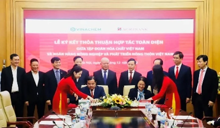 Agribank và Vinachem ký kết Thỏa thuận hợp tác toàn diện